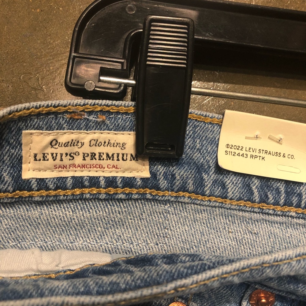 24.Levi’s Premium 501 Shorts - Picture 3 of 9